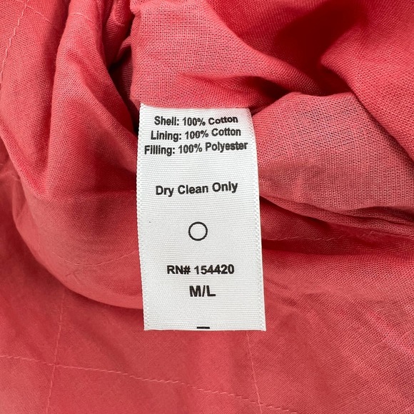 CLARE V Vest Womens Medium Large Black Multicolor Quilted Floral Reversible NWT - Picture 12 of 14